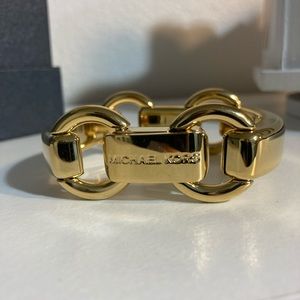Micheal Kors Chunky Gold Link Statement Bracelet
